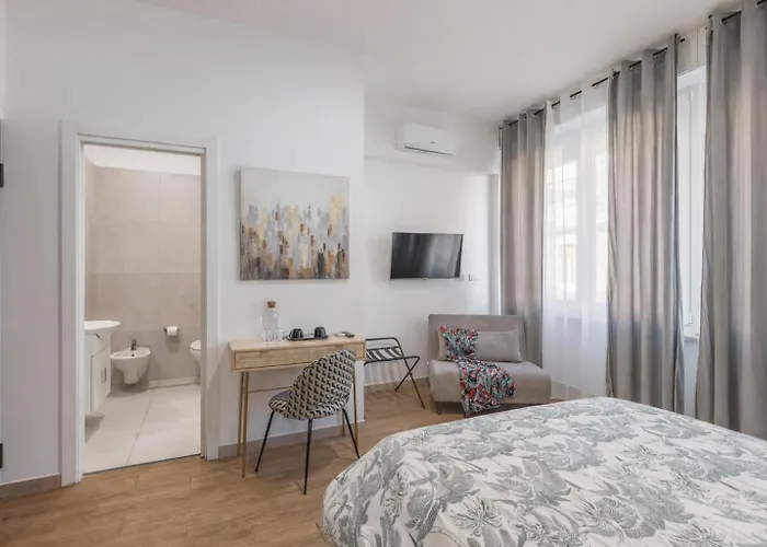 The Novels Konukevi Bari